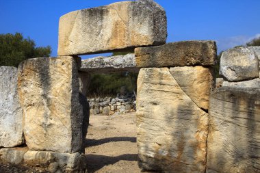 Torre d 'en Galms, Menorca / İspanya - 23 Haziran 2016: Torre d' en Galmes, Menorca, Balearic Adaları, İspanya