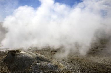Hveravellir / İzlanda - 25 Ağustos 2017: Hveravellir, İzlanda, Avrupa 'da fümerol ve sülfür bölgesi