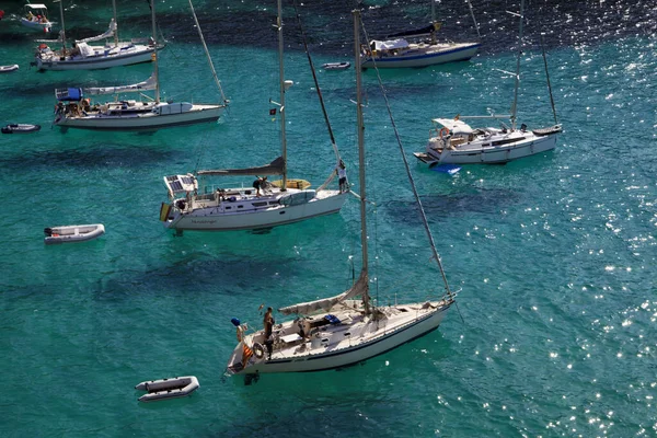 Macarella Menorca Spain June 2016 Boats Cala Macarella Bay Menorca — Stock Photo, Image