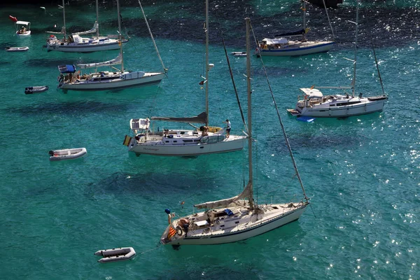 Macarella Menorca Spanien Juni 2016 Boote Der Cala Macarella Bucht — Stockfoto