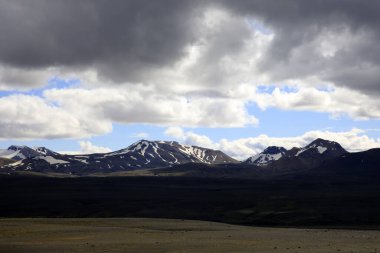Kjolur - İzlanda - 25 Ağustos 2017: Kjolur Highland Yolu boyunca manzara, İzlanda, Avrupa