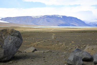 Kjolur - İzlanda - 25 Ağustos 2017: Kjolur Highland Yolu boyunca manzara, İzlanda, Avrupa