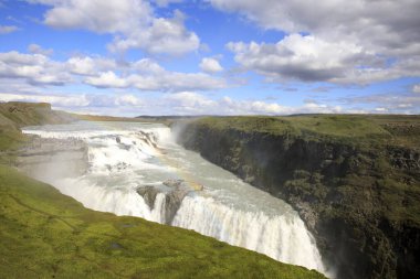 Gullfoss - İzlanda - 25 Ağustos 2017: Meşhur Gullfoss Şelalesi, İzlanda, Avrupa