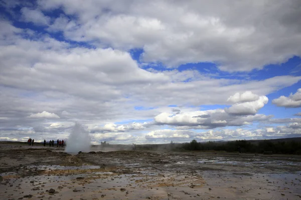 Гейсир Исландия Августа 2017 Года Извержение Гейсира Строккура Близ Золотого — стоковое фото