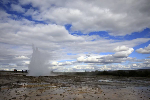 Geysir Island Augusti 2017 Strokkur Geysir Utbrott Nära Golden Circle — Stockfoto