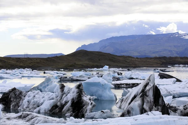 Jokulsarlon Ισλανδία Αυγούστου 2017 Παγωμένοι Σχηματισμοί Και Παγόβουνα Στη Λιμνοθάλασσα — Φωτογραφία Αρχείου