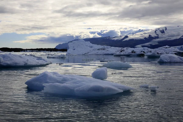Jokulsarlon Iceland Серпня 2017 Льодовикові Утворення Айсберги Льодовиковій Затоці Ісландія — стокове фото
