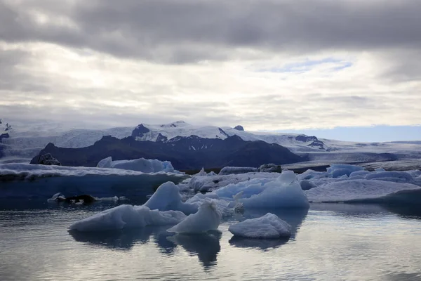 Jokulsarlon Iceland Серпня 2017 Льодовикові Утворення Айсберги Льодовиковій Затоці Ісландія — стокове фото