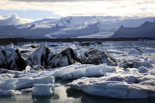 Jokulsarlon 2017年8月29日 冰岛冰湖的冰层和冰山 — 图库照片