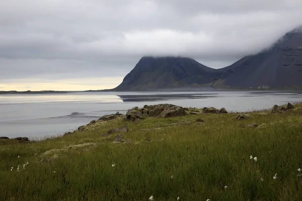 Islandia Sierpnia 2017 Krajobraz Wybrzeże Wzdłuż Obwodnicy Islandia Europa — Zdjęcie stockowe