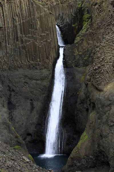 Islândia Agosto 2017 Cachoeira Litlanesfoss Islândia Com Suas Colunas Basálticas — Fotografia de Stock
