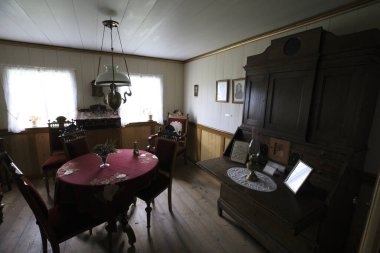 Akureyri / İzlanda - 26 Ağustos 2017: Laufas Halk Müzesi 'nde evler, İzlanda, Avrupa
