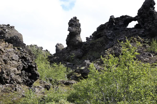 Myvatn Ισλανδία Αυγούστου 2017 Σχηματισμός Ηφαιστειακών Πετρωμάτων Στην Περιοχή Dimmuborgir — Φωτογραφία Αρχείου