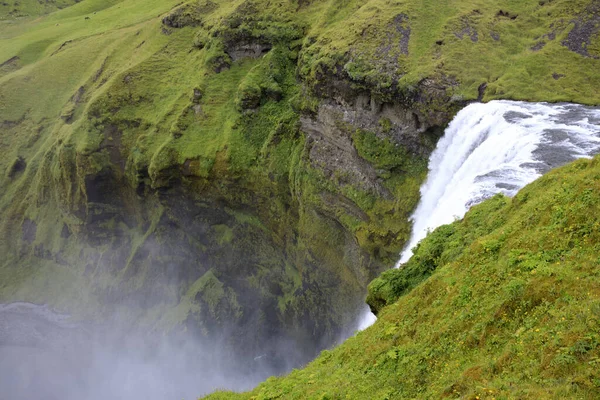 Skogafoss Island August 2017 Schöner Und Berühmter Skogafoss Wasserfall Süden — Stockfoto