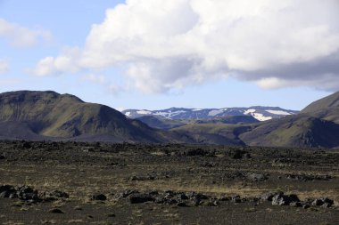 Landmannalaugar / İzlanda - 15 Ağustos 2017: Landmannalaugar parkı yakınlarındaki ıssız arazi, Avrupa 