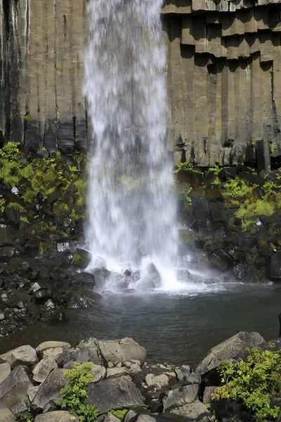 Skaftafell Island Augusti 2017 Svartifoss Svarta Vattenfall Skaftafell Nationalpark Island — Stockfoto