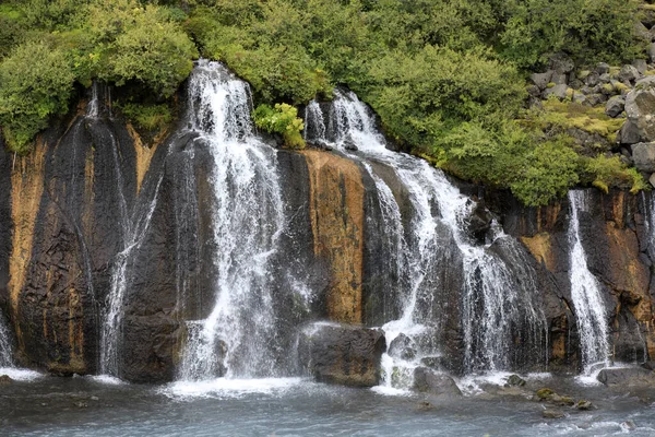 Hraunfossar Islanda Agosto 2017 Cascate Raunfossili Formate Rivuleti Che Fuoriescono — Foto Stock