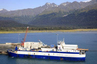 Seward, Alaska / Usa - 08 Ağustos 2019: Seward limanında tekne, Seward, Alaska, Usa