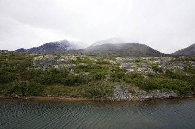 Skagway, Alaska / Usa - 10 Ağustos 2019: Beyaz geçiş manzarası, Skagway, Alaska, Usa
