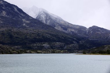 Skagway, Alaska / Usa - 10 Ağustos 2019: Beyaz geçiş manzarası, Skagway, Alaska, Usa
