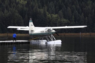 Neets Bay, Alaska / Usa - 18 Ağustos 2019: Neets Bay, Neets Bay, Alaska, Usa 'da bir deniz uçağı