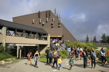 Vancouver, Amerika - 18 Ağustos 2019: Grouse Mountain, Vancouver, Amerika 'daki kablo istasyonu