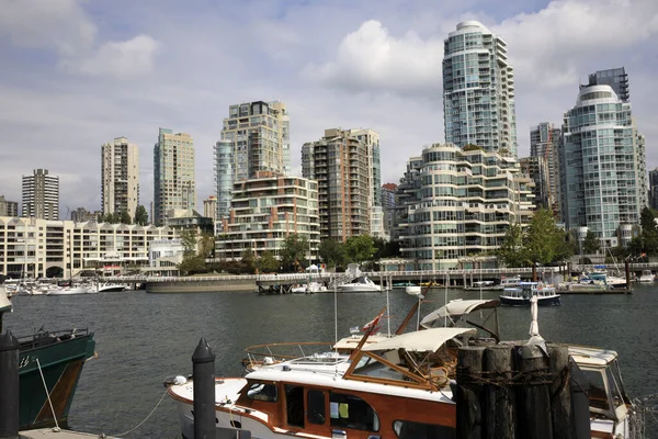 Vancouver Ameryka Sierpnia 2019 False Creek Bay Wzdłuż Mostu Granville — Zdjęcie stockowe