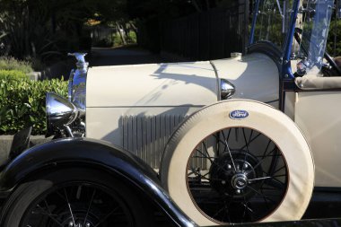 Vancouver, Amerika - 18 Ağustos 2019: Vancouver, Vancouver, Amerika 'da eski bir Ford arabası