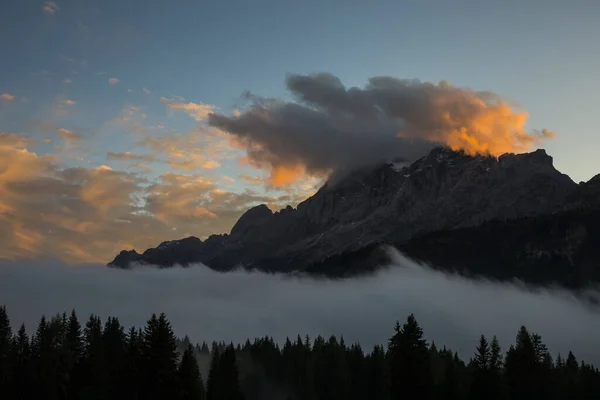 Őszi Naplemente Dolomitok Hegyek Alpok Olaszország — Stock Fotó