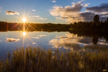Kiruna, Laponya, Kuzey İsveç 'te sonbahar günbatımı