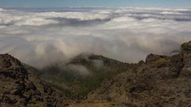 La Palma 'da bulutlar, Kanarya Adaları, İspanya