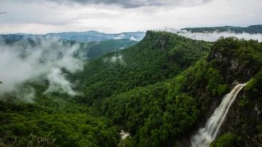 La Garrotxa 'da Coromina Şelalesi, Girona, İspanya