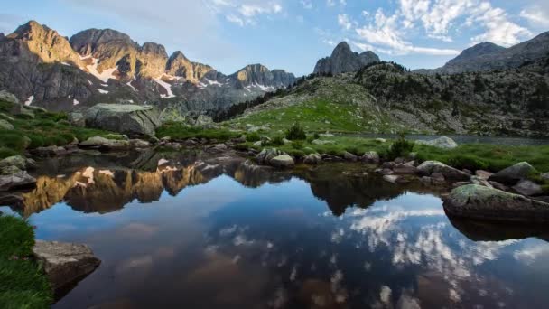 Zonsondergang Het Natuurpark Posets Maladeta Pyreneeën Spanje — Stockvideo