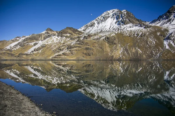 Condoriri Picco Lago Cordillera Real Ande Bolivia — Foto Stock