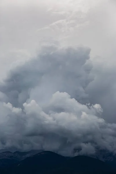 Cumulonimbus Serra Del Cadi Cerdanya Pirinéus Espanha — Fotografia de Stock