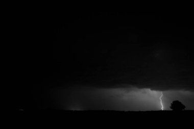 Balaguer, Lleida, Katalonya, İspanya 'da Yıldırım