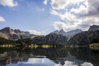 Josep Maria Blanc Sığınma Evi, Aiguestortes ve Sant Maurici Ulusal Parkı, İspanya