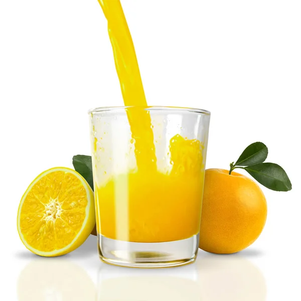 Pour Squeezed Orange Juice Low Clear Glass Half Full Oranges — Stock Photo, Image