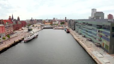 Malmö şehrinin kuzey denizinin İsveç girişindeki kanallar.