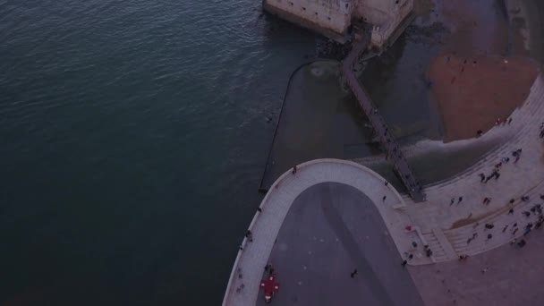 Вид с воздуха Belem башня закат в Лиссабон Португалия — стоковое видео