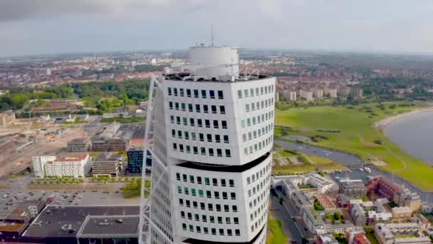 新的现代化住宅区的空中景观，摩天大楼在马尔默瑞典 — 图库视频影像