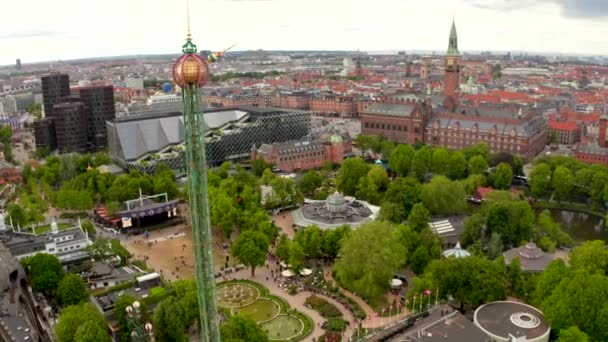 View of the amusement park and garden in copenhagen denmark — Stock Video