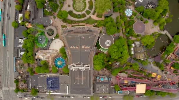 Vista del parque de atracciones y jardín en copenhagen denmark — Vídeo de stock