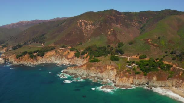 Vista aérea de la carretera de la costa pacífica california — Vídeo de stock