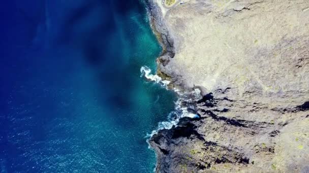 Vista aérea de la playa de teresitas cerca de las islas canarias tenerife españa — Vídeos de Stock