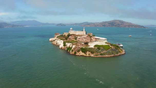 Blick auf das Gefängnis auf der Insel Alcatraz — Stockvideo