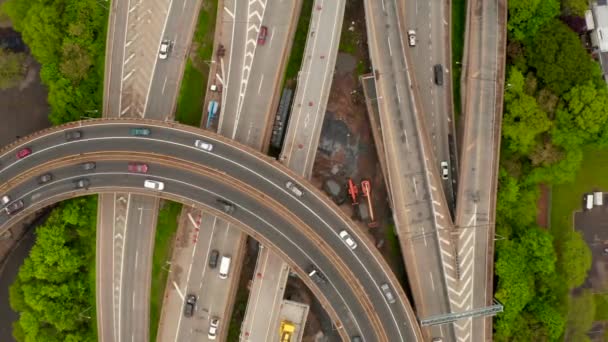 Flygfoto över en massiv motorvägskorsning i New York — Stockvideo