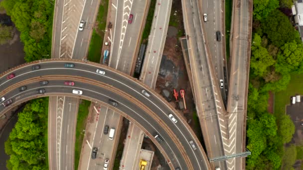 Vista aérea de una intersección masiva de carreteras en Nueva York — Vídeo de stock