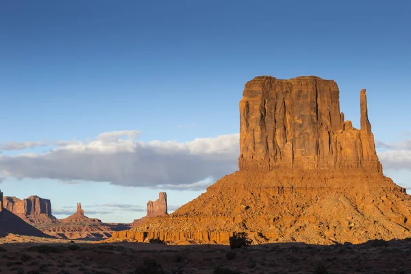 Monumento vale parque nacional em arizona, eua — Fotografia de Stock