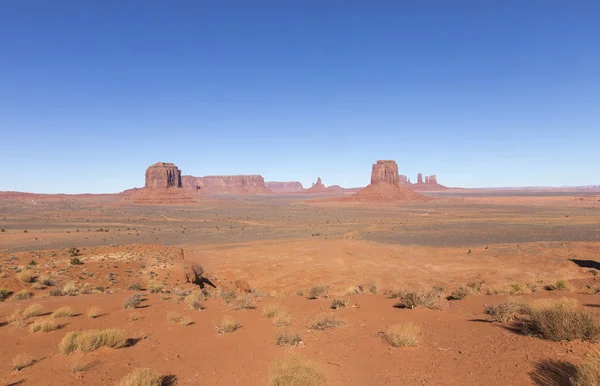 Monumento valle parque nacional en arizona, EE.UU. —  Fotos de Stock